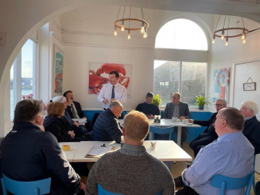 Guy Opperman MP joins local business owners to discuss employment issues.